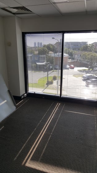 Click to view all images 34 - 36 Thomas Drive Chevron Island QLD 4217 - Image 2
