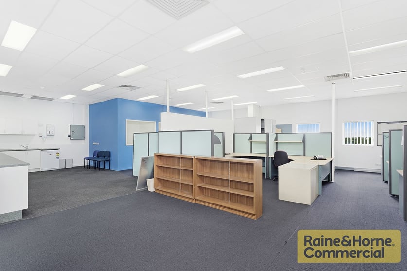 Click to view all images GF B/519 Kessels Road Macgregor QLD 4109 - Image 2