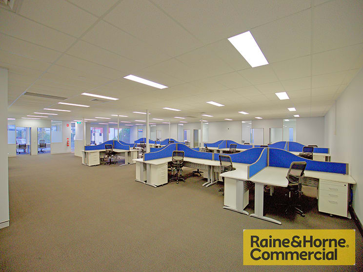 Click to view all images Brendale QLD 4500 - Image 1