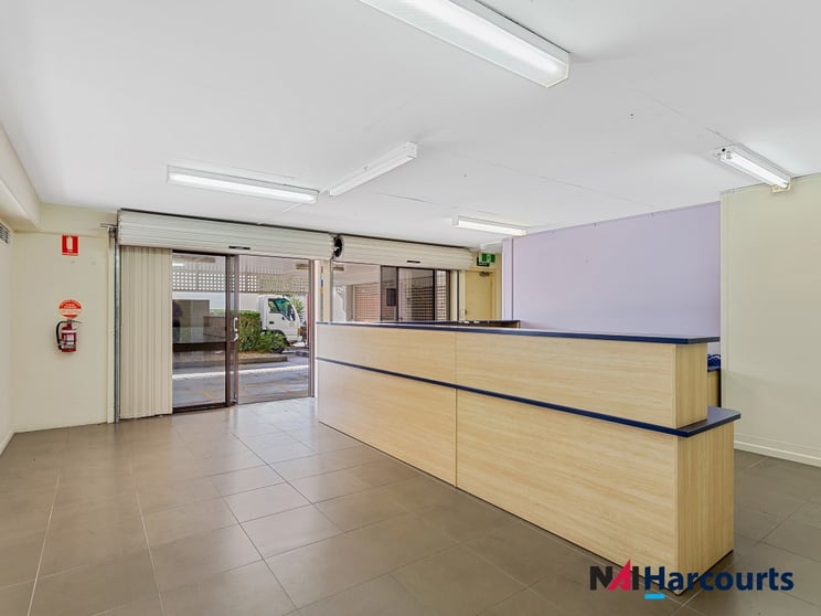 5/46 Smith Street Southport QLD 4215 - Image 2