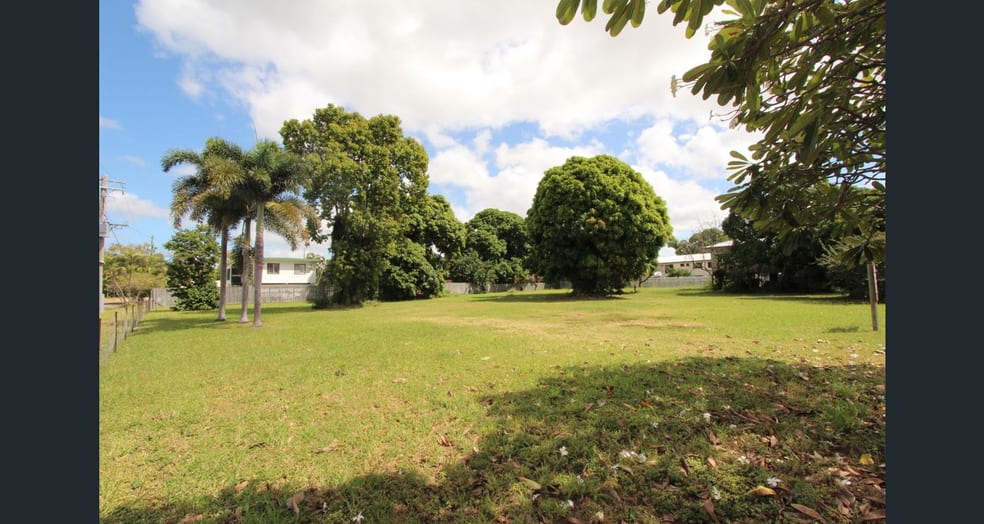Click to view all images 99-101 BOWEN ROAD Rosslea QLD 4812 - Image 3