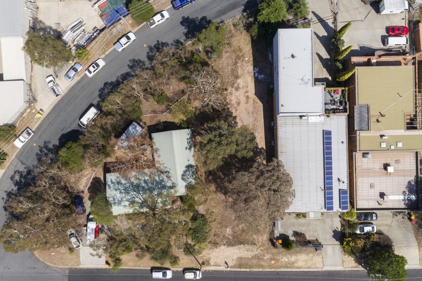 Click to view all images 26 John Bull Street Queanbeyan West NSW 2620 - Image 1
