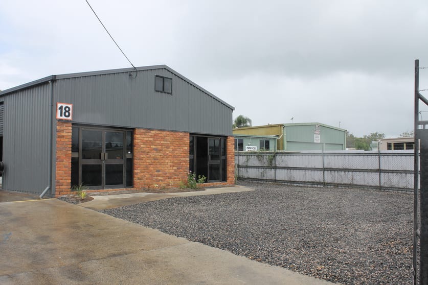 Click to view all images 18 Armitage Street Bongaree QLD 4507 - Image 2