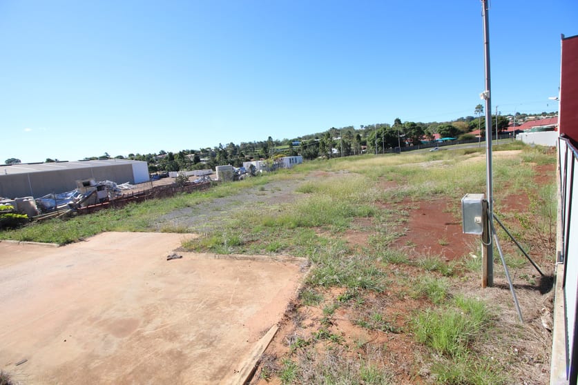 9 Freighter Avenue Wilsonton QLD 4350 - Image 3