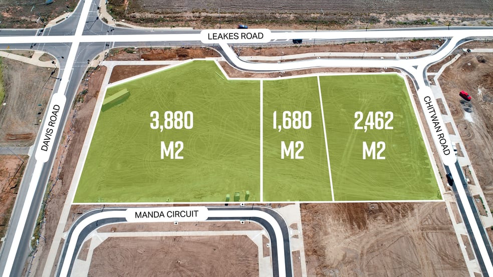 Click to view all images Corner Leakes Road & Davis Roads Tarneit VIC 3029 - Image 3