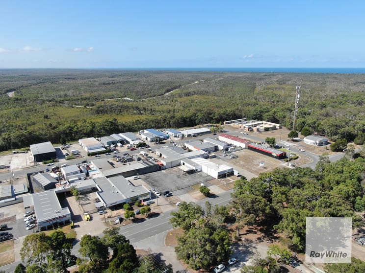 Click to view all images 215 First Avenue Bongaree QLD 4507 - Image 3