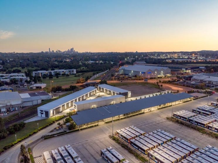 Click to view all images 22/9 Lahey Close Sherwood QLD 4075 - Image 2