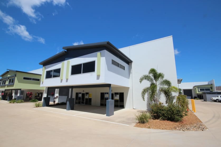 Click to view all images Unit 7/585 Ingham Road Mount St John QLD 4818 - Image 2