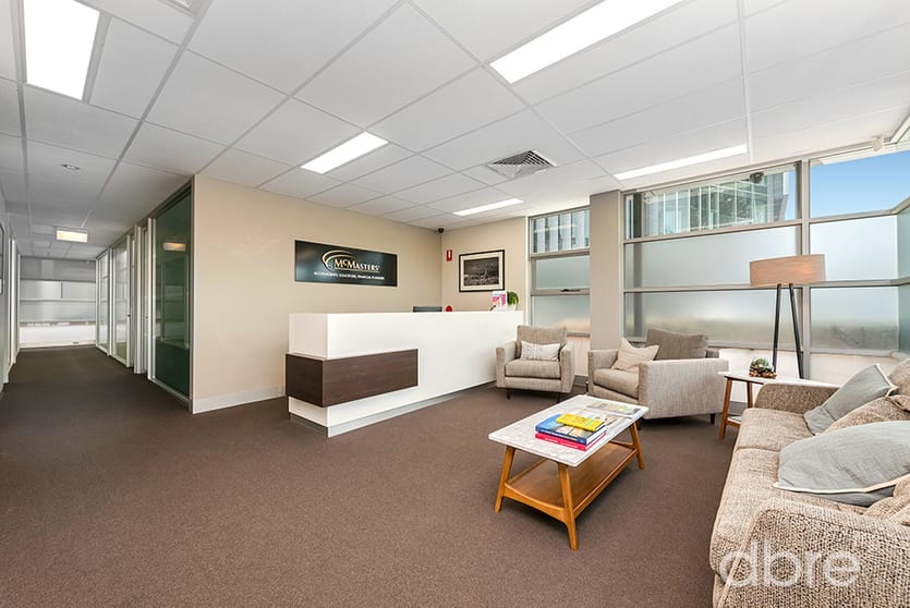 Click to view all images 71 Tulip Street Cheltenham VIC 3192 - Image 3