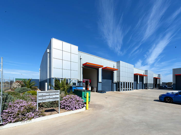 Click to view all images Unit 1/27 Lindsay Rd Lonsdale SA 5160 - Image 1