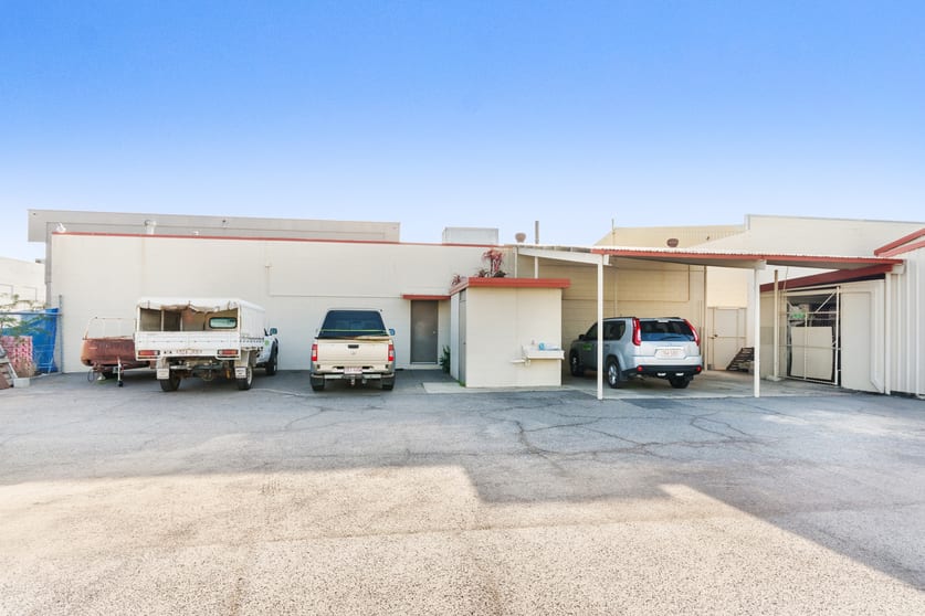 Click to view all images 3/3 Ramsay Street Garbutt QLD 4814 - Image 2