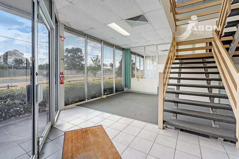 Click to view all images 1A/34 Carrick Drive Tullamarine VIC 3043 - Image 1