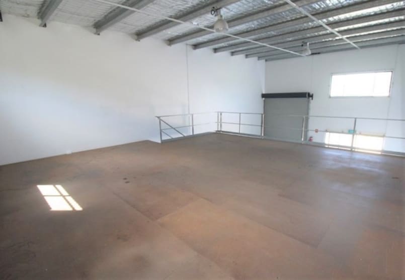 Click to view all images Unit 3/2-6 Paul Court Jimboomba QLD 4280 - Image 3