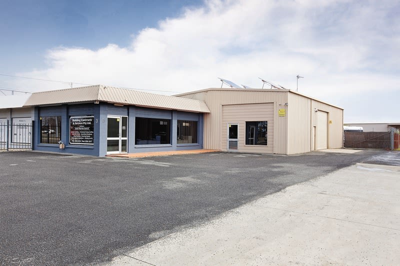Click to view all images 3 Ring Road Alfredton VIC 3350 - Image 1