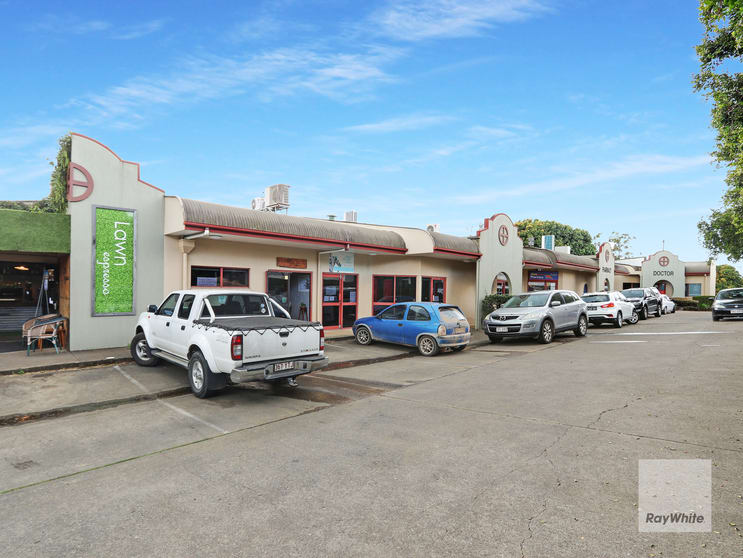 Click to view all images 2, 2/18A Farrell Street Yandina QLD 4561 - Image 2