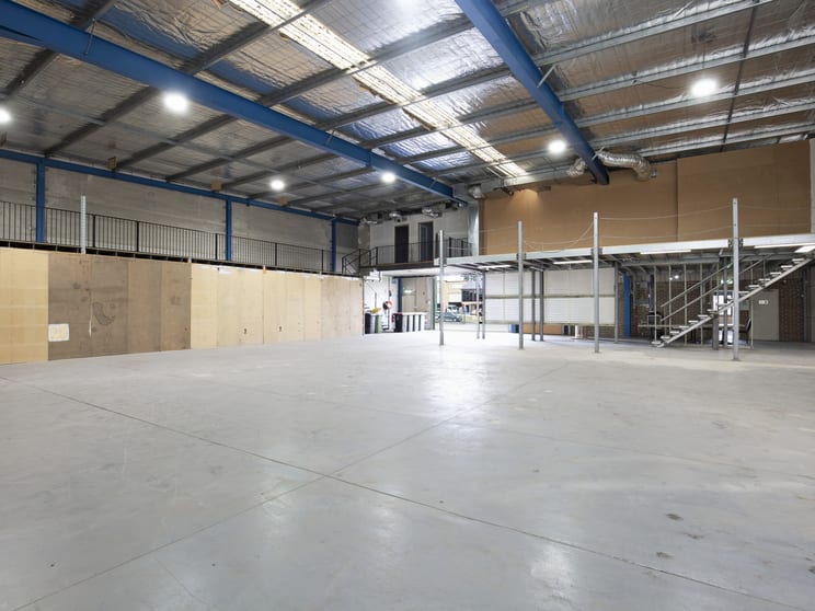 Click to view all images 5/16 Rob Place Vineyard NSW 2765 - Image 3