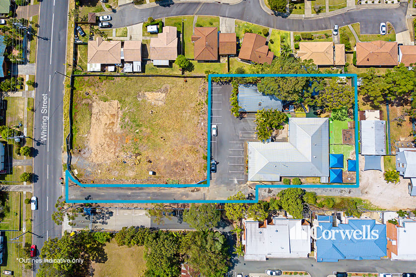 Click to view all images 168A Whiting Street Labrador QLD 4215 - Image 2