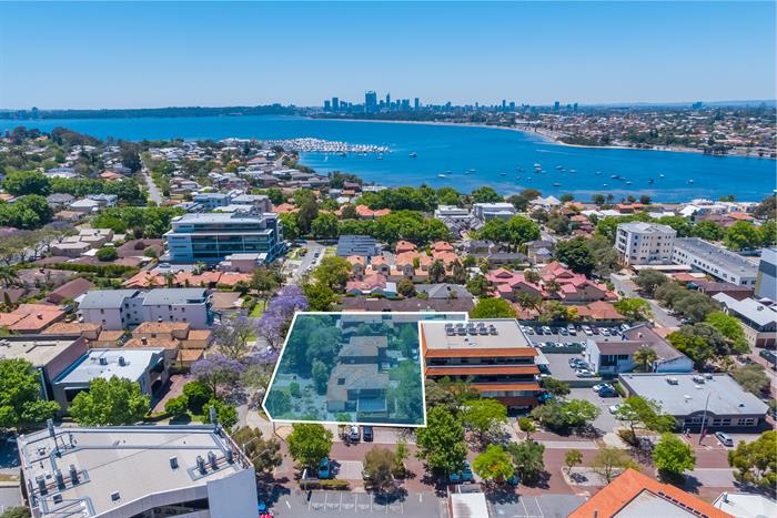 Click to view all images 8 First Avenue Applecross WA 6153 - Image 1