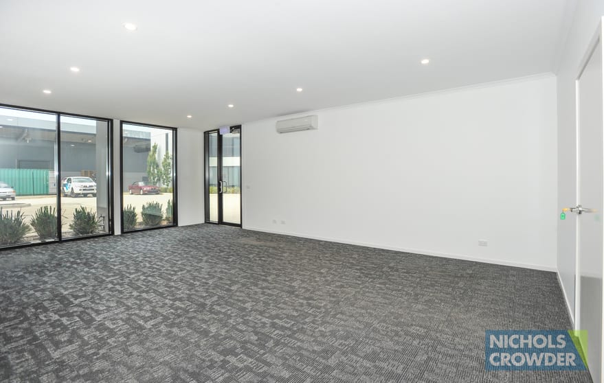 Click to view all images 3/32 Silkwood Rise Carrum Downs VIC 3201 - Image 2