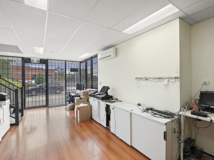 Click to view all images 42 Metropolitan Avenue Nunawading VIC 3131 - Image 2
