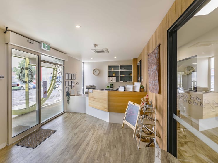 Click to view all images 187 Canterbury Road Bayswater North VIC 3153 - Image 3