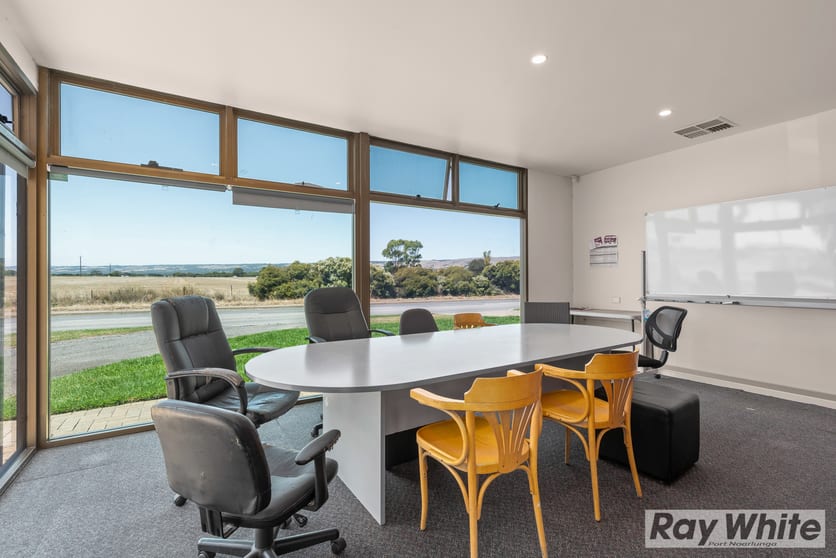 Click to view all images 1/70 How Road Aldinga Beach SA 5173 - Image 3
