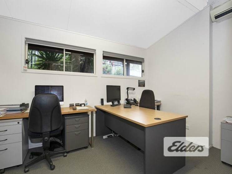 Click to view all images 598 Rode Road Chermside QLD 4032 - Image 3