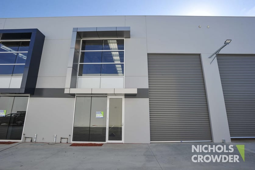 Click to view all images 11 Cedebe Place Carrum Downs VIC 3201 - Image 1