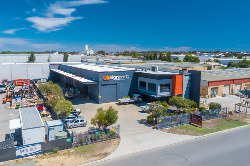Click to view all images 7 Glover Street Landsdale WA 6065 - Image 3