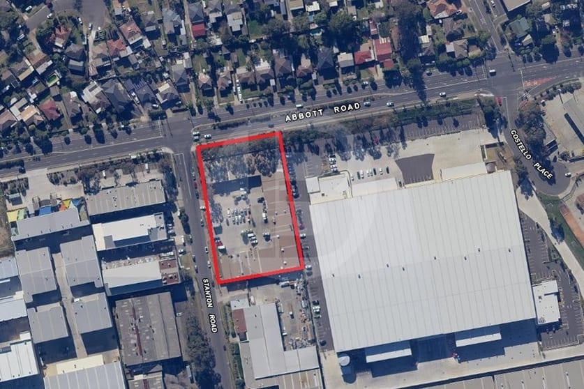 3/2 STANTON ROAD Seven Hills NSW 2147 - Image 3