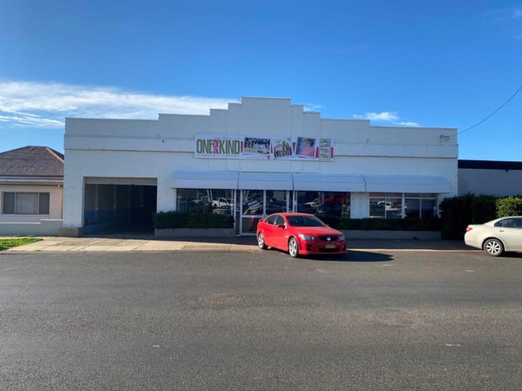 Click to view all images 72 Barber Street Gunnedah NSW 2380 - Image 2