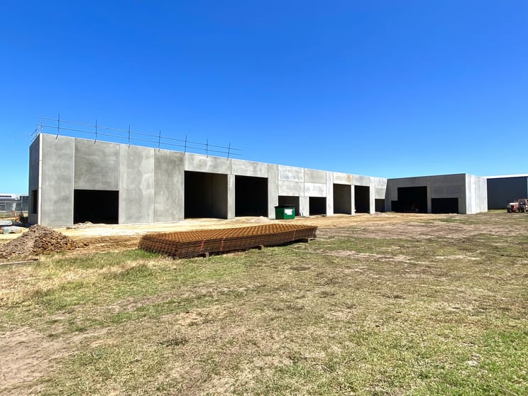 4/11 Railway Court Bairnsdale VIC 3875 - Image 2