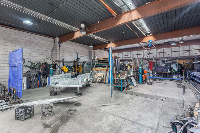 Click to view all images 6-8 Box Road Caringbah NSW 2229 - Image 3
