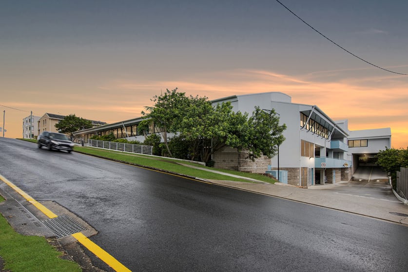 Click to view all images 54 Canberra Terrace Caloundra QLD 4551 - Image 3