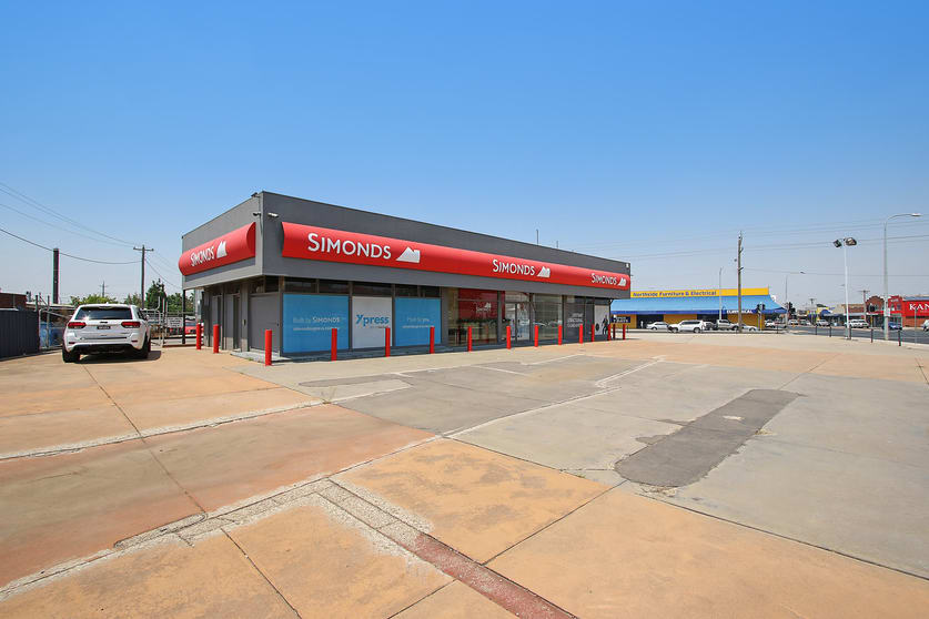 Click to view all images 302-308 Wagga Road Lavington NSW 2641 - Image 3
