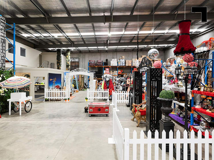Click to view all images 24 Vella Drive Sunshine West VIC 3020 - Image 3