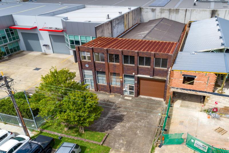 Click to view all images Warehouse/17 Clements Avenue Bankstown NSW 2200 - Image 3