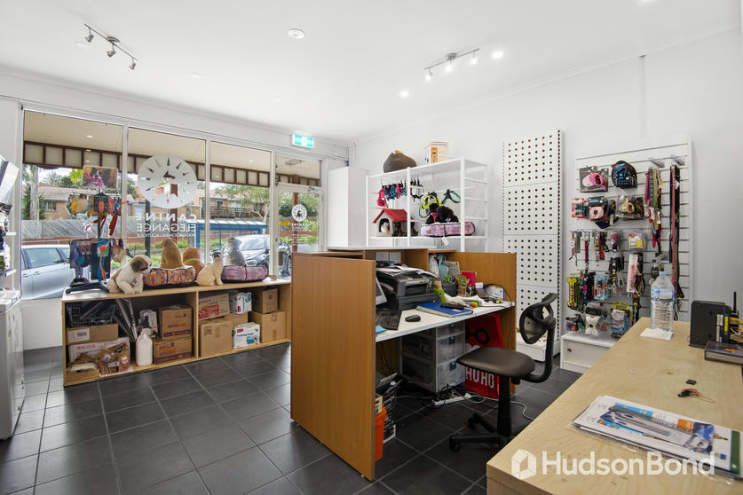 Click to view all images 2/110 James Street Templestowe VIC 3106 - Image 3