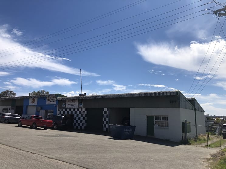 Click to view all images 6 Keegan Street O'connor WA 6163 - Image 2