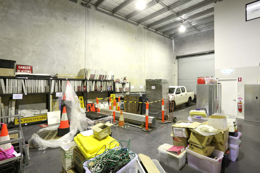 Click to view all images 4/11-15 Baylink Avenue Deception Bay QLD 4508 - Image 2