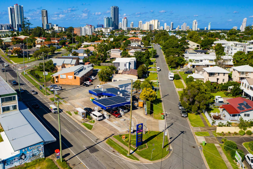 Click to view all images 174 Nerang Street Southport QLD 4215 - Image 2