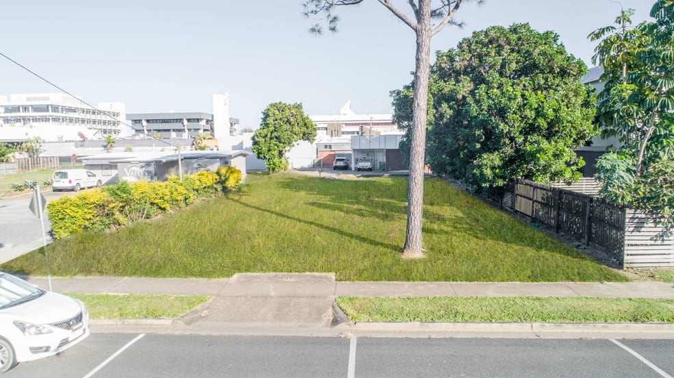 Click to view all images 34a Brisbane Street Mackay QLD 4740 - Image 1