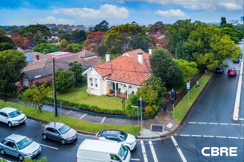 Click to view all images 338 Mowbray Road Chatswood NSW 2067 - Image 3