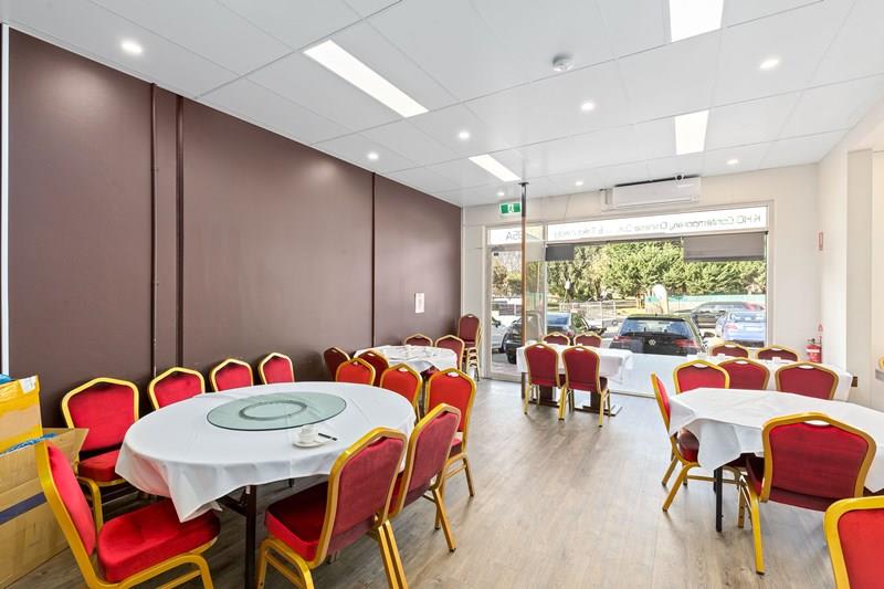 Click to view all images 195A Middleborough Road Box Hill South VIC 3128 - Image 3