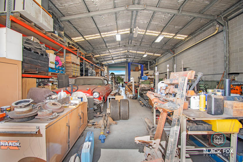 Click to view all images 4 Amayla Crescent Carrum Downs VIC 3201 - Image 2
