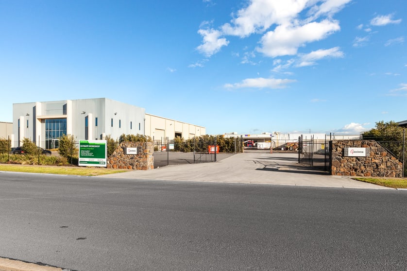 Click to view all images 13-17 Jessica Way Truganina VIC 3029 - Image 3