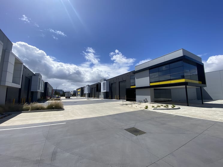 Click to view all images 28-52 Smeaton Avenue Dandenong South VIC 3175 - Image 2