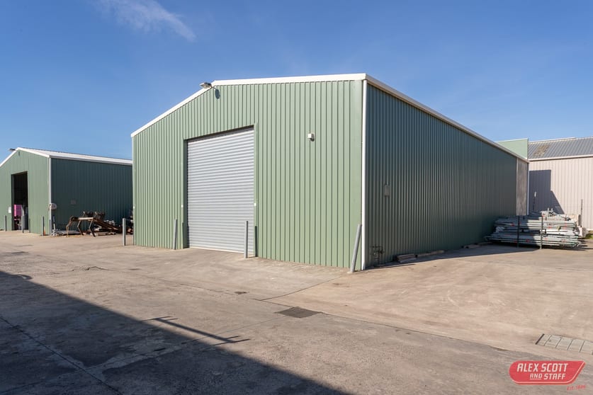 Click to view all images 2/5 Cyclone Street Wonthaggi VIC 3995 - Image 1