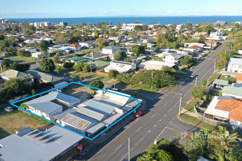 Click to view all images 52 - 58 King Street Woody Point QLD 4019 - Image 1