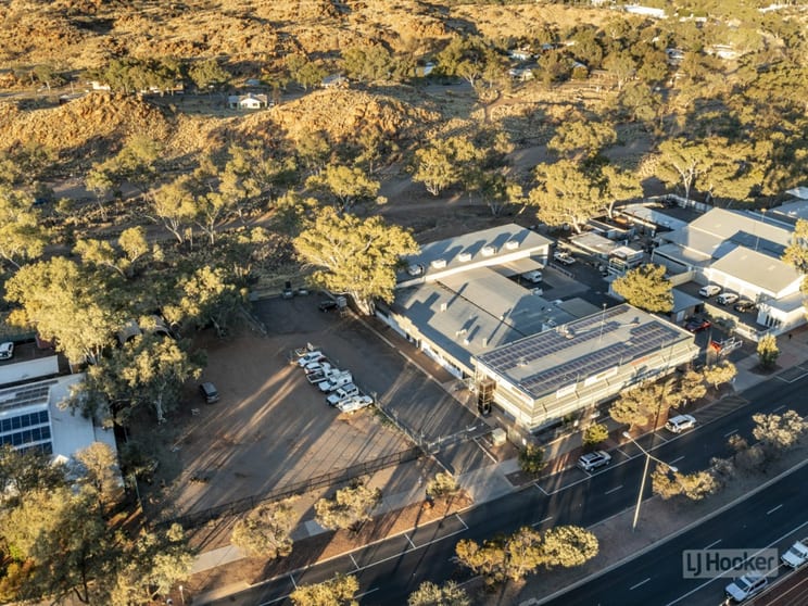 Click to view all images 55 Stuart Highway Stuart NT 0870 - Image 2
